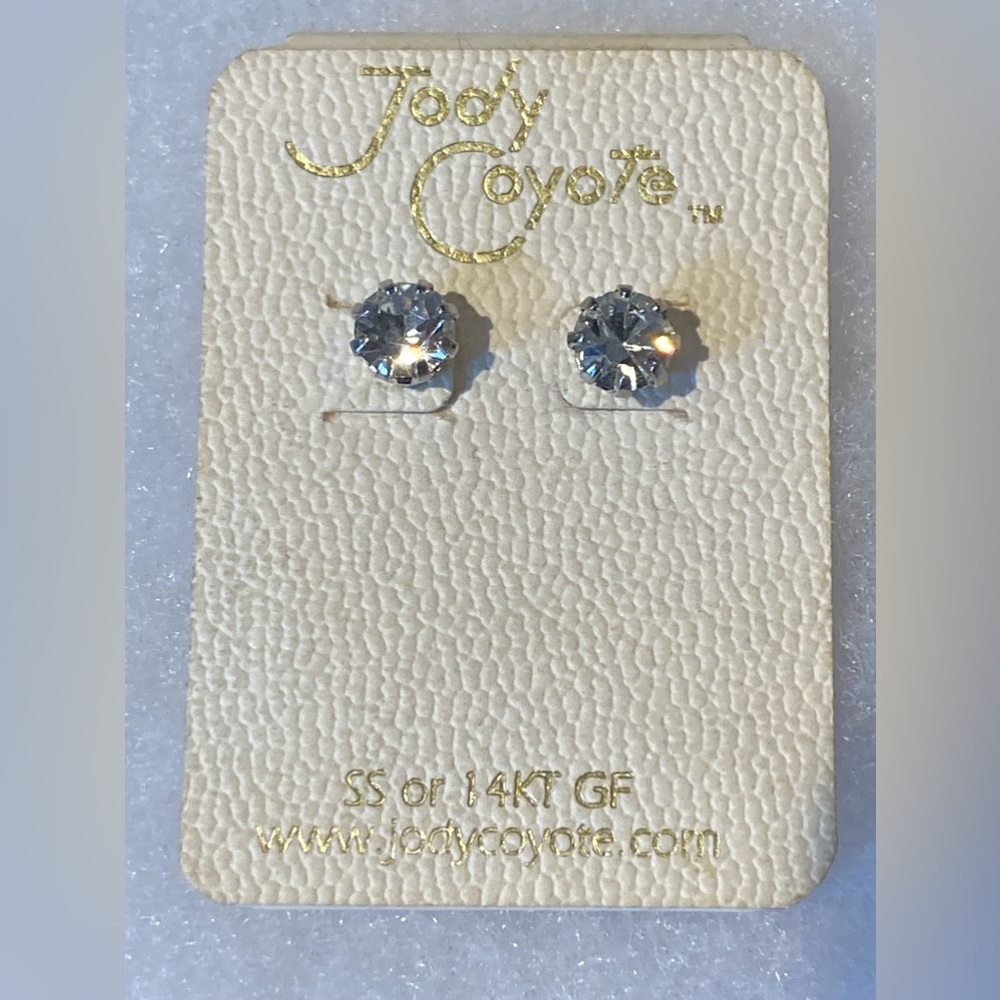 Jody Coyote Cubic Zirconia Stud Earrings